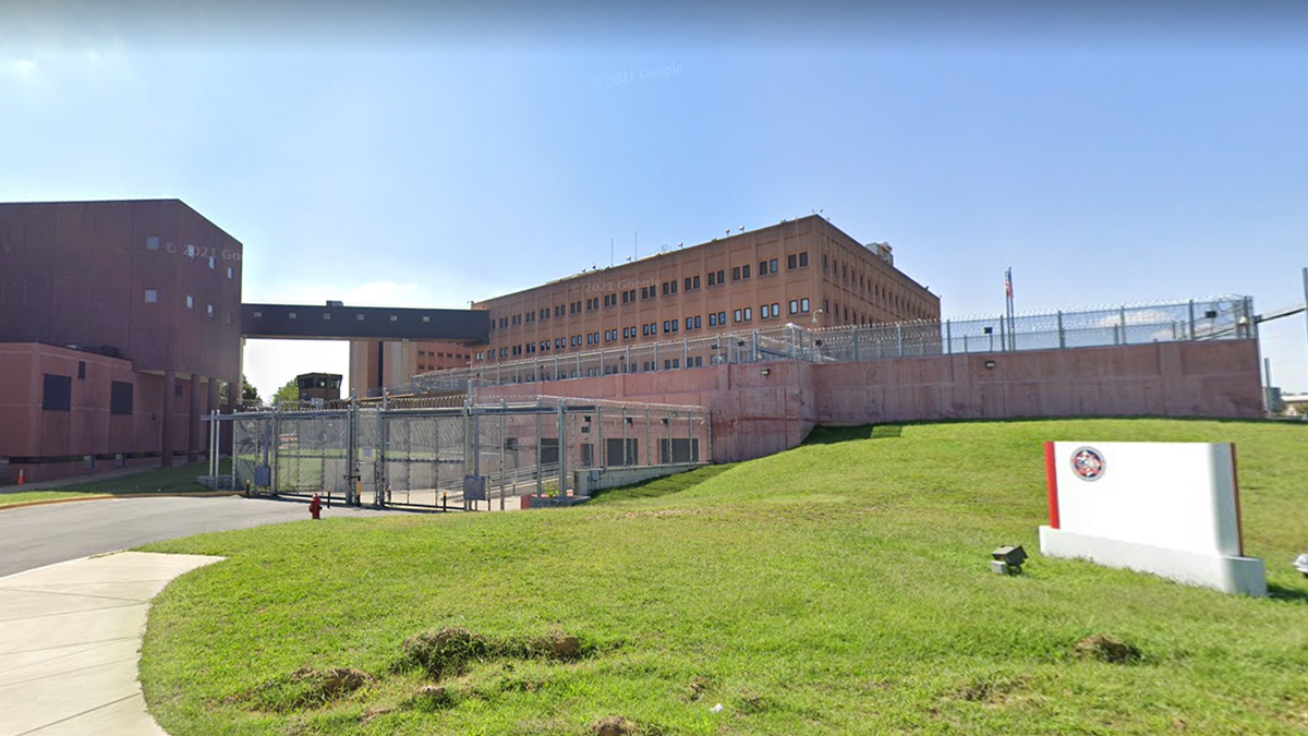 Google Maps photo showing entrance to Washington, D.C.'s Correctional Treatment Facility 