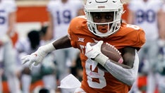 Unranked Texas Longhorns look to make a splash in the 2022-23 season