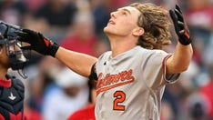 Orioles' top prospect homers in MLB debut