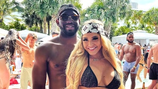 Courtney Clenney's defense inspects knives at center of OnlyFans model's murder case ahead of trial: report