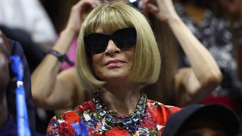 Condé Nast's Anna Wintour didn't take off sunglasses while laying off staff, writer says