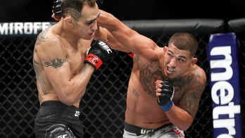 Anthony Pettis to fight Stevie Ray at PFL playoff Friday at MSG