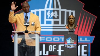 Bryant Young gives heartfelt Hall of Fame induction speech about his son