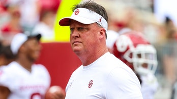 Ex-Oklahoma football star defends Cale Gundy after resignation: No 'racist bone in his body'