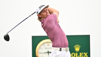 Cameron Smith shuts down questions about LIV Golf deal: 'I’m here to win the FedEx Cup playoffs'