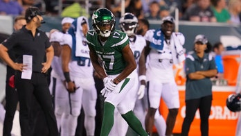 Jets' Garrett Wilson shares difference between Joe Flacco and Zach Wilson