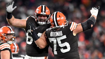 NFLPA president missing from rosters 'suspicious,' ex-Browns teammate Joel Bitonio says