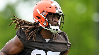 David Njoku's unreal touchdown catch leads Browns to upset Tom