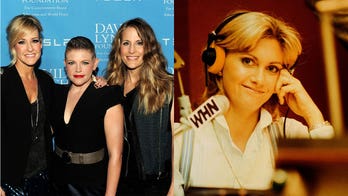 Olivia Newton-John honored by The Chicks with 'Hopelessly Devoted to You' cover