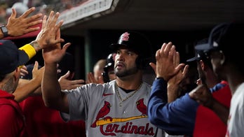 Cardinals' Albert Pujols broke this Barry Bonds record with home run No. 694