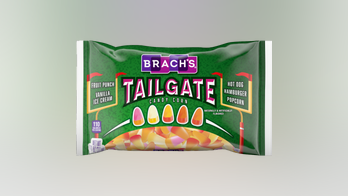 Hamburger, hot dog candy corn highlight new Tailgate mix from confection maker