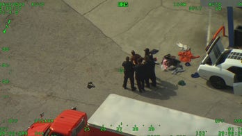 Naked Florida man wielding machete tried to steal another man's clothes, deputies say