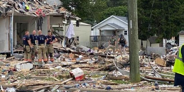 Las secuelas de la explosión de una casa en Evansville, Indiana.