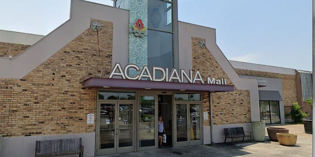 Police responded to a shooting that left one injured at the Acadiana Mall on Saturday, Aug. 20. 