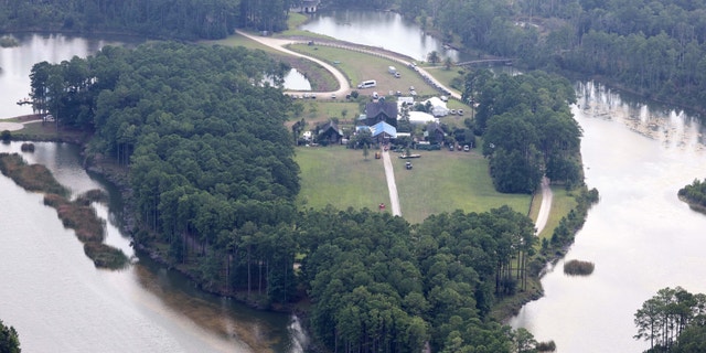 Jennifer Lopez and Ben Affleck's three-day wedding extravaganza is located at the actor's $8.9 million Georgia estate.
