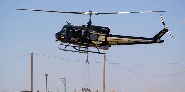 ستوان متیو کینگ بیش از 11 سال در شهرستان برنالیلو خدمت کرد.  این تصویر یک عکس از یک هلیکوپتر کلانتری شهرستان برنالیلو است.