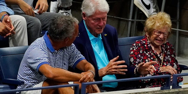 Former President Clinton and Dr. Ruth Westheimer watched Serena Williams defeat Danka Kovinić in straight sets during the first round of the U.S. Open.