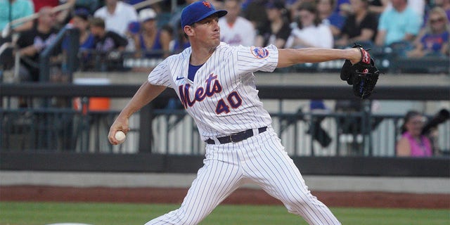 New York Mets' Chris Bassitt throws against the Cincinnati Reds, Aug. 8, 2022, in New York City.