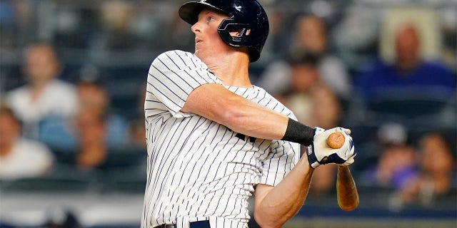 New York Yankees' DJ LeMahieu hits a single during the fourth inning of a baseball game against the Seattle Mariners, Monday, Aug. 1, 2022, in New York.