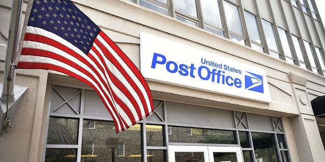 A view of a US Post Office in Bethesda, Maryland on August 21, 2020. 