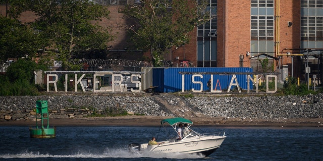 Rikers Island correction officer Charlie Bracey was cleared of wrongdoing. 