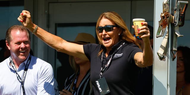 Caitlyn Jenner plays golf in New Jersey