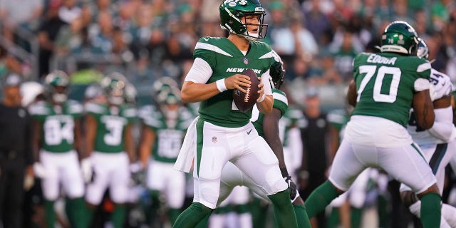 Zach Wilson (2) of the New York Jets looks to pass during a preseason game against the Philadelphia Eagles game at Lincoln Financial Field August 12, 2022, in Philadelphia. The Jets defeated the Eagles 24-21.
