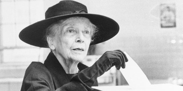 Who is Alice Roosevelt Longworth? White House wild child and original ...