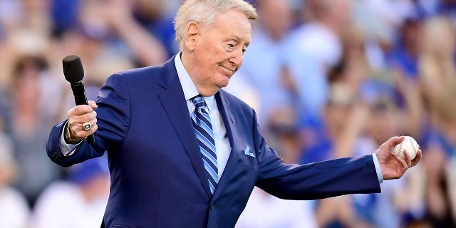 Former Los Angeles Dodgers broadcaster Vin Scully addresses fans before Game 2 of the 2017 World Series between the Houston Astros and the Los Angeles Dodgers at Dodger Stadium in Los Angeles, CA on October 25, 2017.