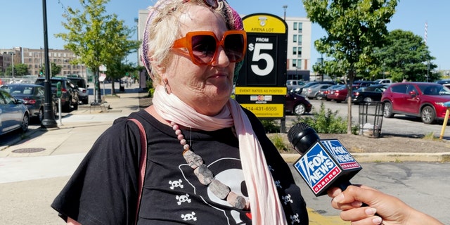 A woman in Milwaukee, 威斯康星州, shared her thoughts on how President Biden is doing.