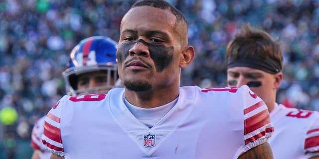New York Giants wide receiver Kenny Golladay, #19, looks on during the game between the New York Giants and the Philadelphia Eagles on December 26, 2021 at Lincoln Financial Field in Philadelphia. 