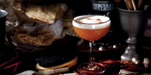 Try this whiskey sour recipe using Mulligan whiskey.