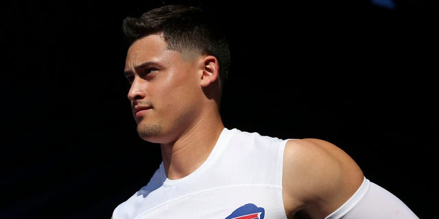 Matt Araiza #19 of the Buffalo Bills takes the field during practice on August 05, 2022 in Orchard Park, New York.