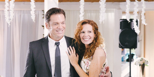 Real-life married couple Robyn Lively Bart Johnson play husband and wife in Pure Flix's ‘Strong Fathers, Strong Daughters’.