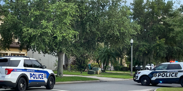 Orlando police presence outside house where family of five died in murder suicide.