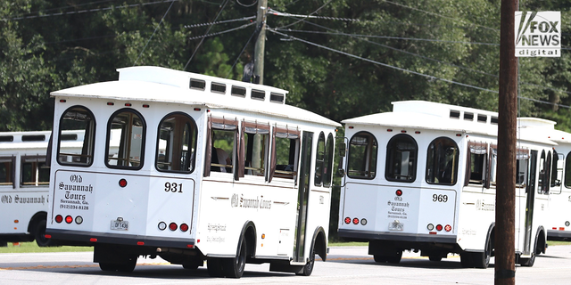 Shuttle busses arrive at Ben Affleck's estate