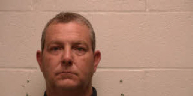 Tennessee middle school teacher indicted after allegedly exposing himself in classroom