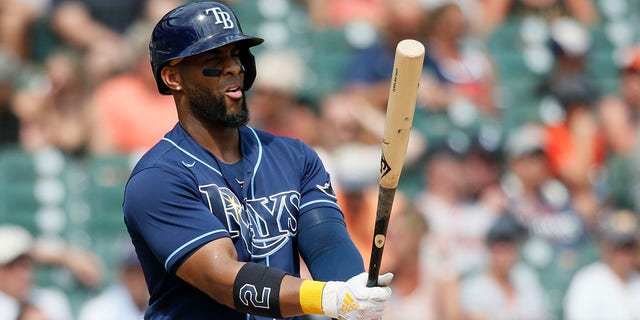 Yandy Diaz of the Tampa Bay Rays bats against the Detroit Tigers at Comerica Park on August 7, 2022 in Detroit.