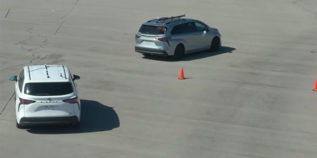 Tractor beam? Toyota developing ‘hitchless towing’ system Tractor beam? Toyota developing ‘hitchless towing’ system