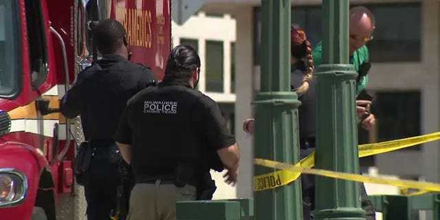 Investigación de muerte en el puente de Kilbourn Avenue en el centro de Milwaukee.