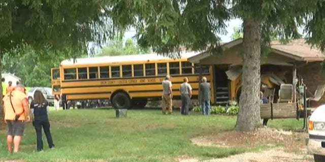 Ohio school bus carrying 32 students crashes into home | Fox News