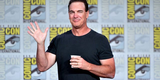 Actor Patrick Warburton is the uncle of "The Bachelorette" contestant Zach Shallcross. 