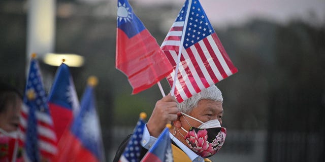 Supporters await the arrival of Taiwan Vice President Lai Ching-te at the Hilton Los Angeles on January 25, 2022. 