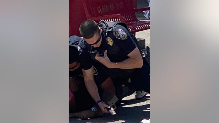 California school resource officer disarms student who pulled out loaded gun during fight: police California school resource officer disarms student who pulled out loaded gun during fight: police