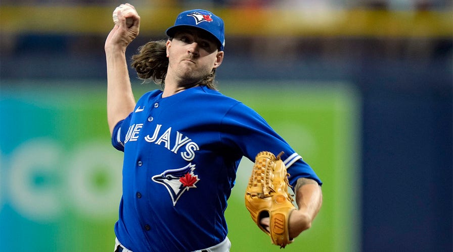 Report: Blue Jays Sign Free Agent Kevin Gausman - Sports Illustrated  Toronto Blue Jays News, Analysis and More