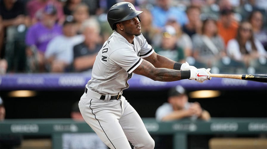 Royals plunk White Sox's Tim Anderson after thunderous bat toss