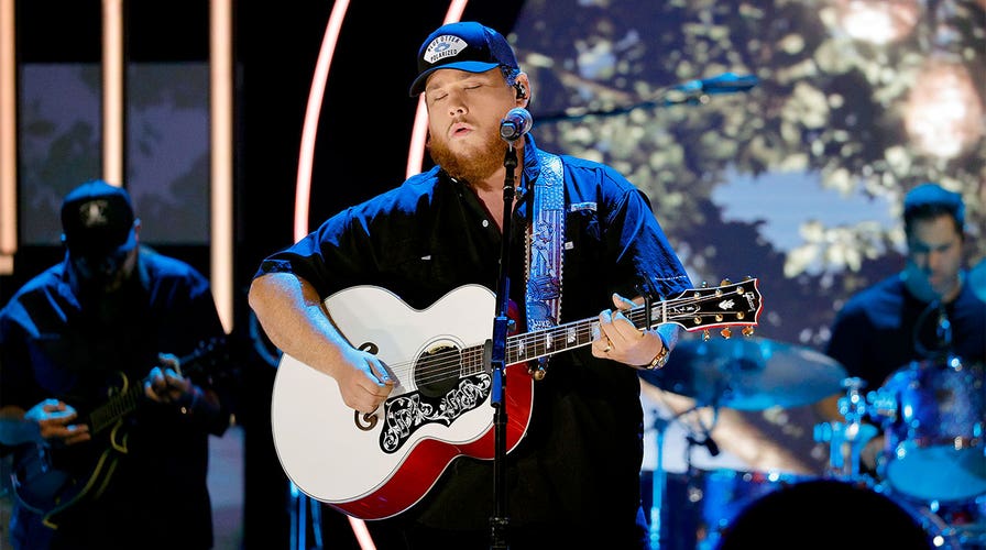 Luke Combs pays back young fans who bought their own tickets to his show