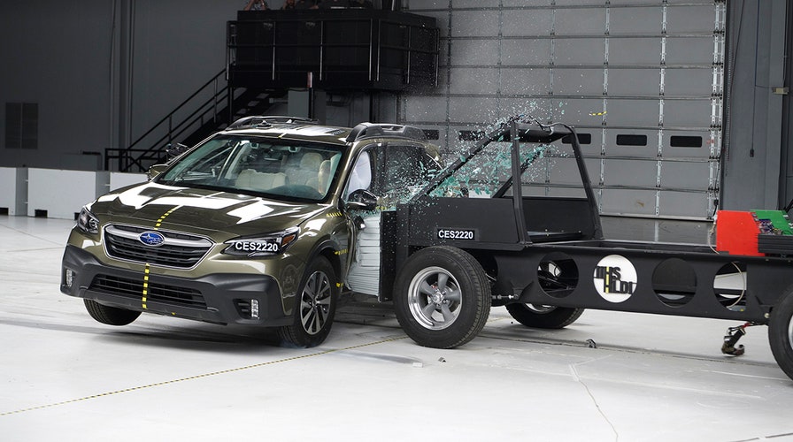 Subaru Outback tops new IIHS crash test that crushes other midsize vehicles