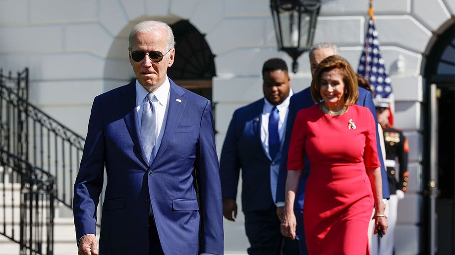 Pelosi Claims Biden Not A Drag On Democrats In Midterms Interview: 'I ...