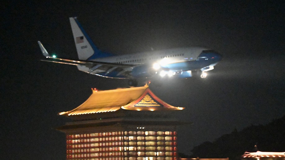 Plane carrying House Speaker Nancy Pelosi lands in Taiwan